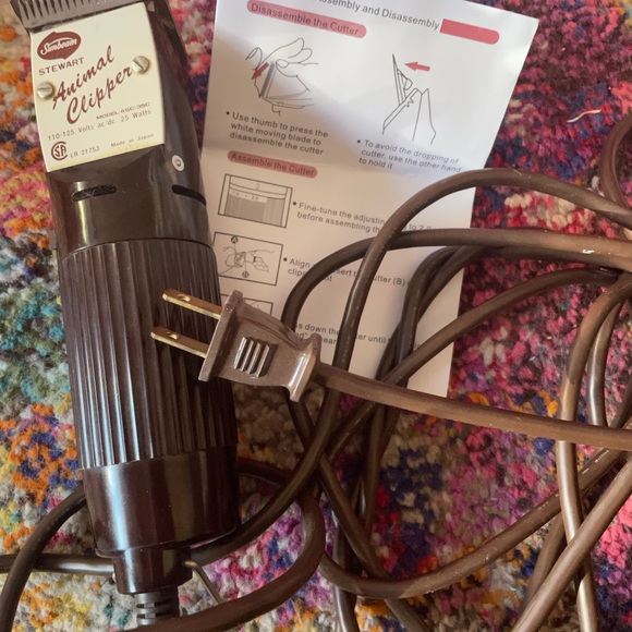 Oster Dog Clippers with 4size - Picture 2 of 2